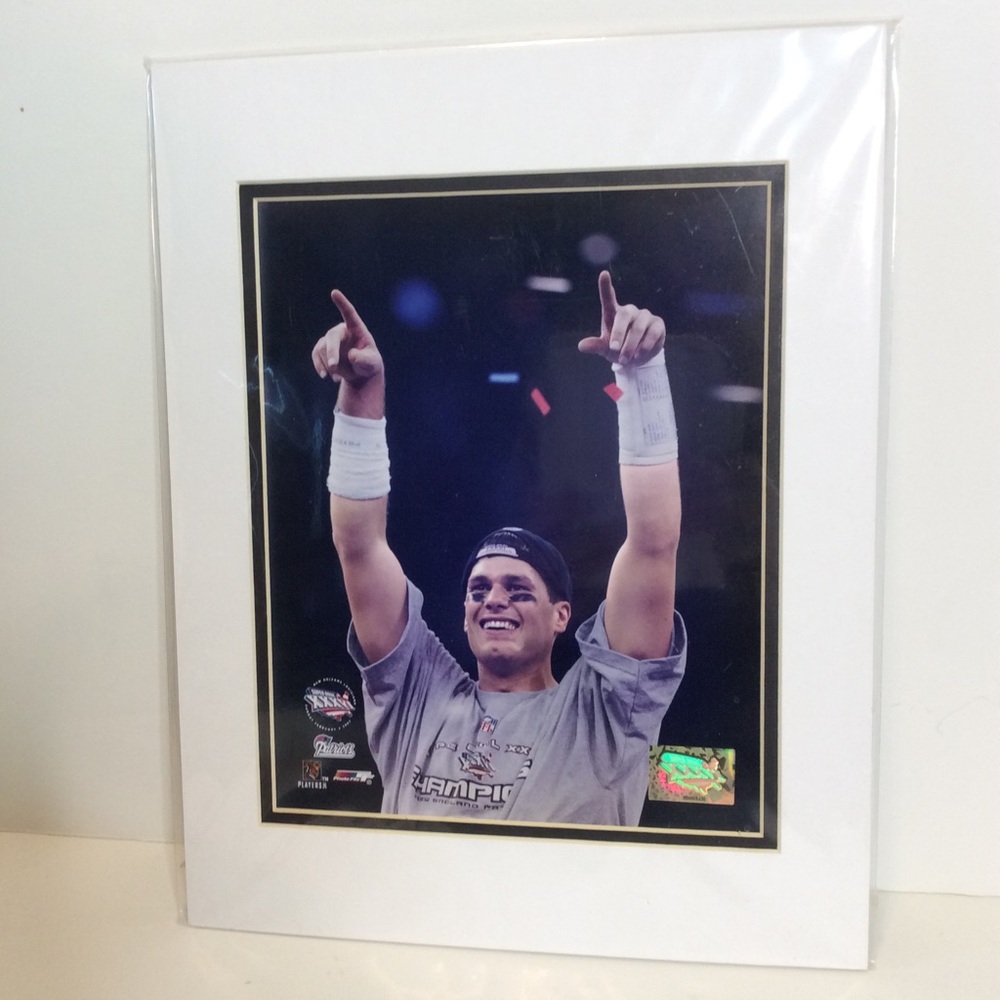 Tom Brady 8 x 10 Matted Photo, SuperBowl XXXVI